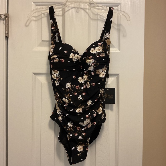 Niptuck one piece black floral swimsuit size 4 - Picture 1 of 3